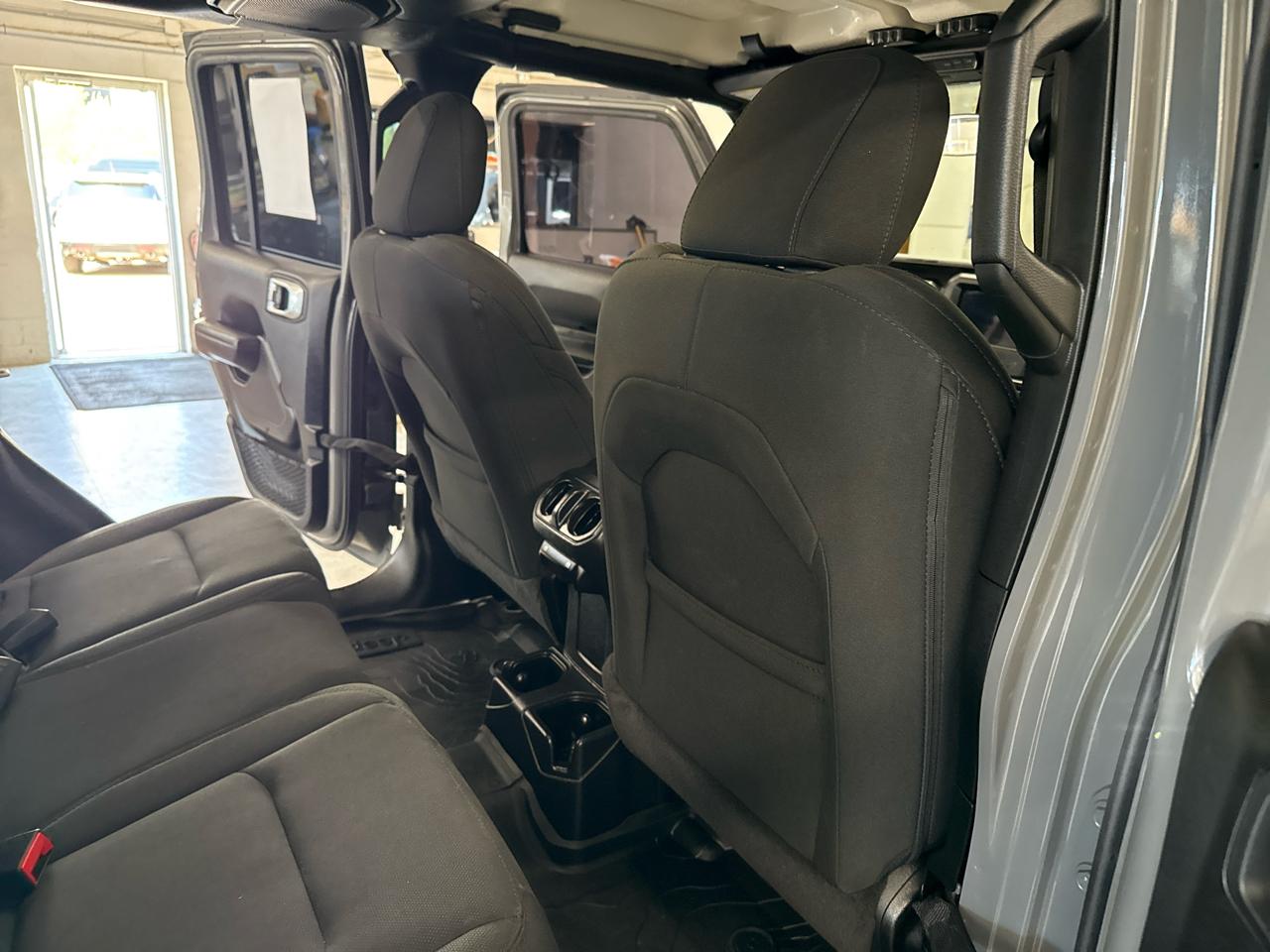 Jeep Wrangler  2022