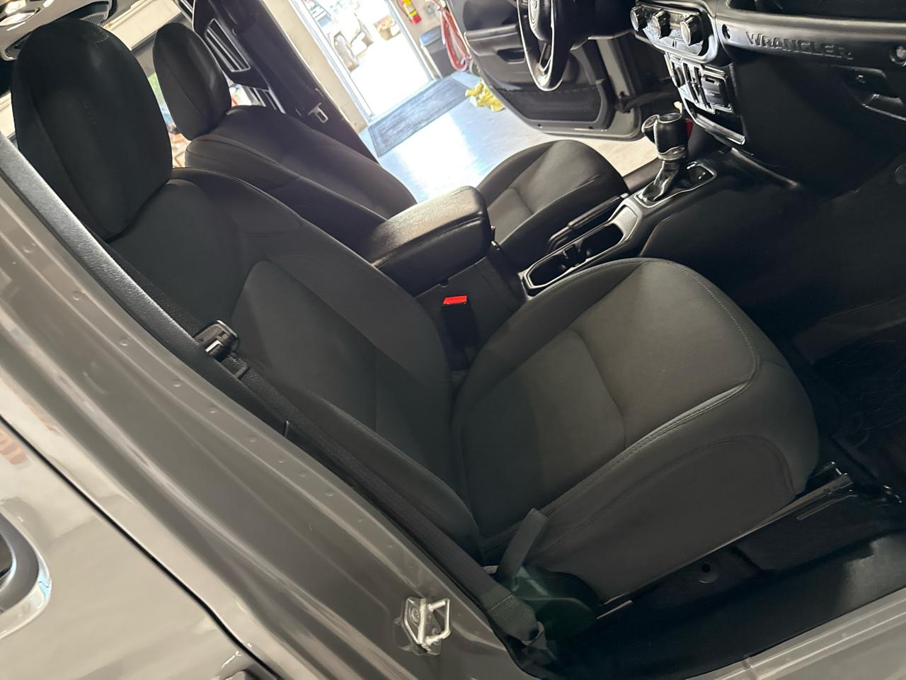 Jeep Wrangler  2022