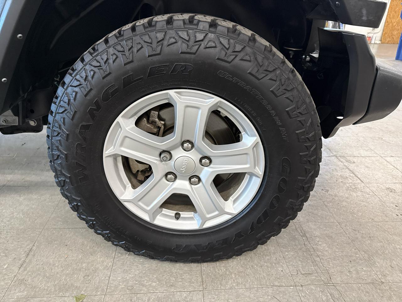Jeep Wrangler  2022