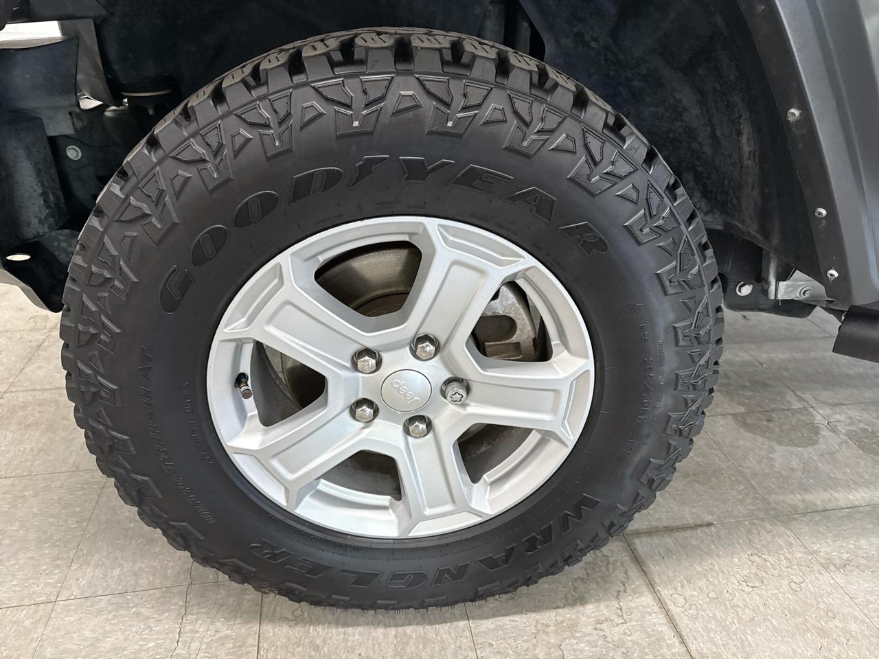 Jeep Wrangler  2022