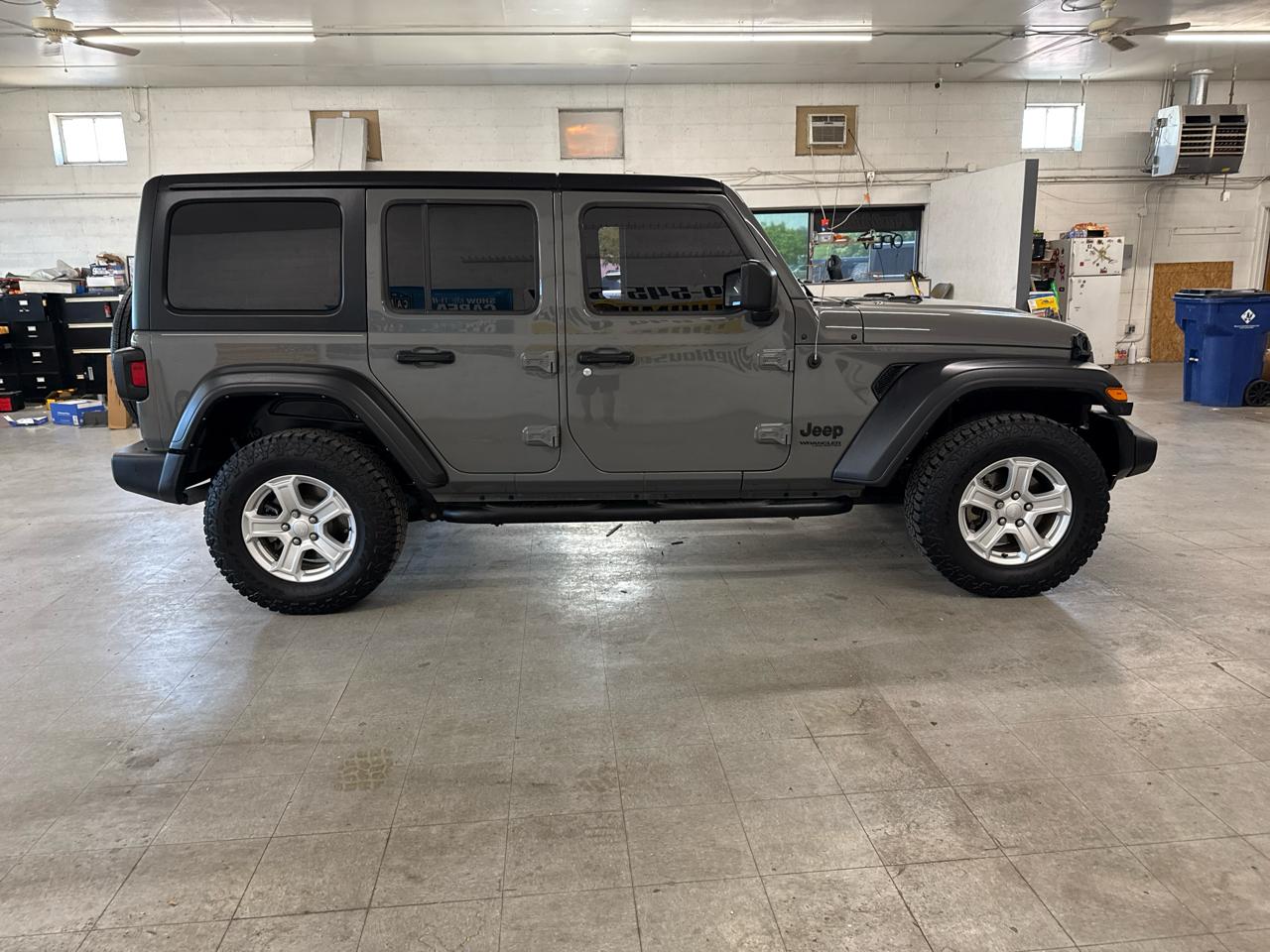 Jeep Wrangler  2022