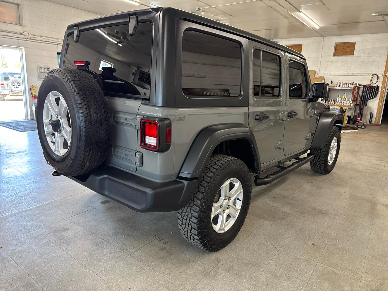 Jeep Wrangler  2022