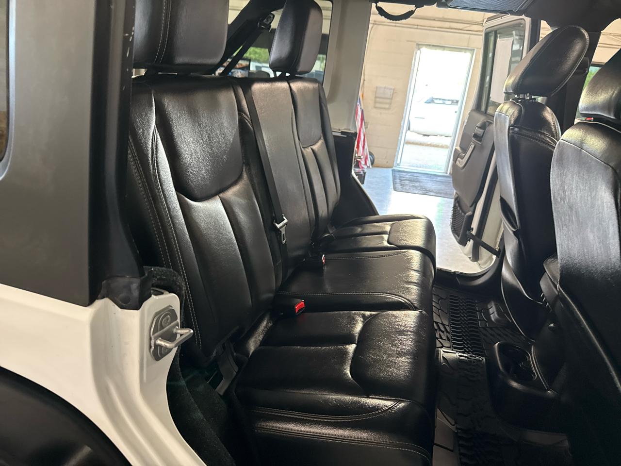 Jeep Wrangler  2016
