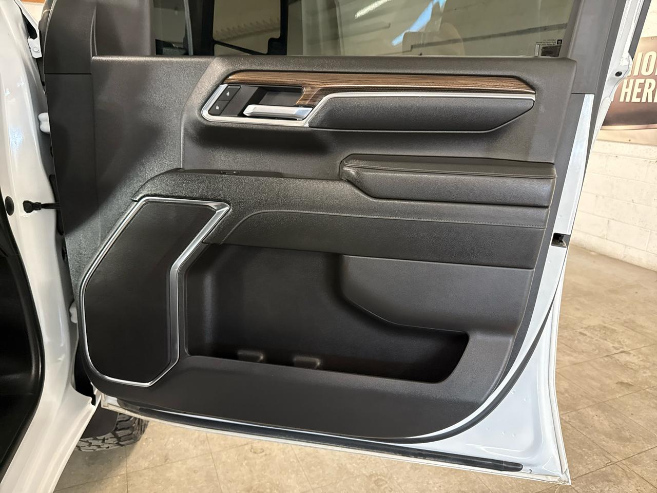 Chevrolet Silverado 2500HD  2024