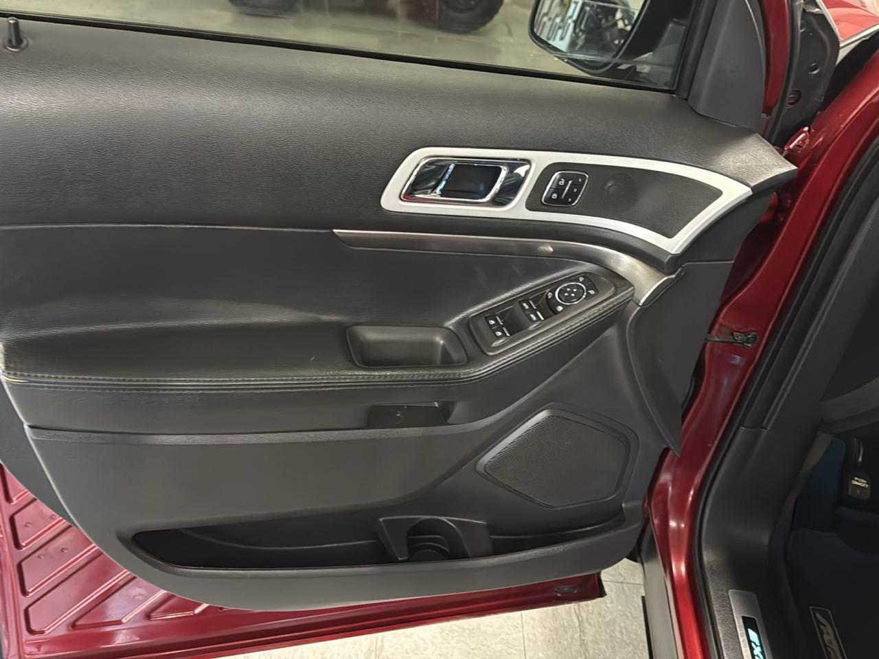 Ford Explorer Sport 4WD 2015