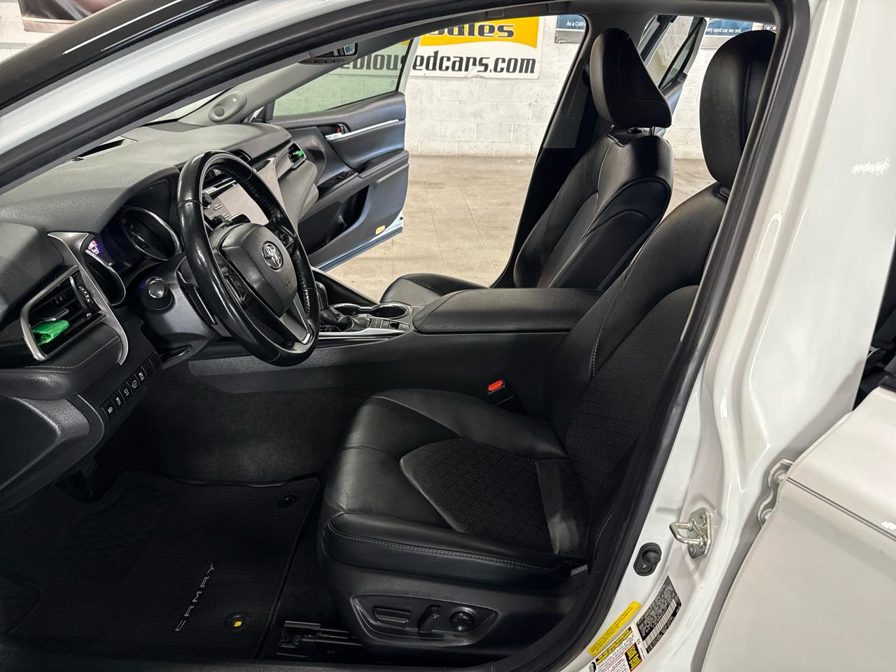 Toyota Camry XSE V6 2019