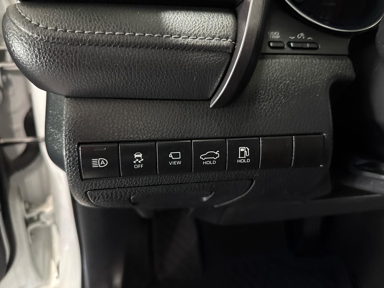 Toyota Camry XSE V6 2019