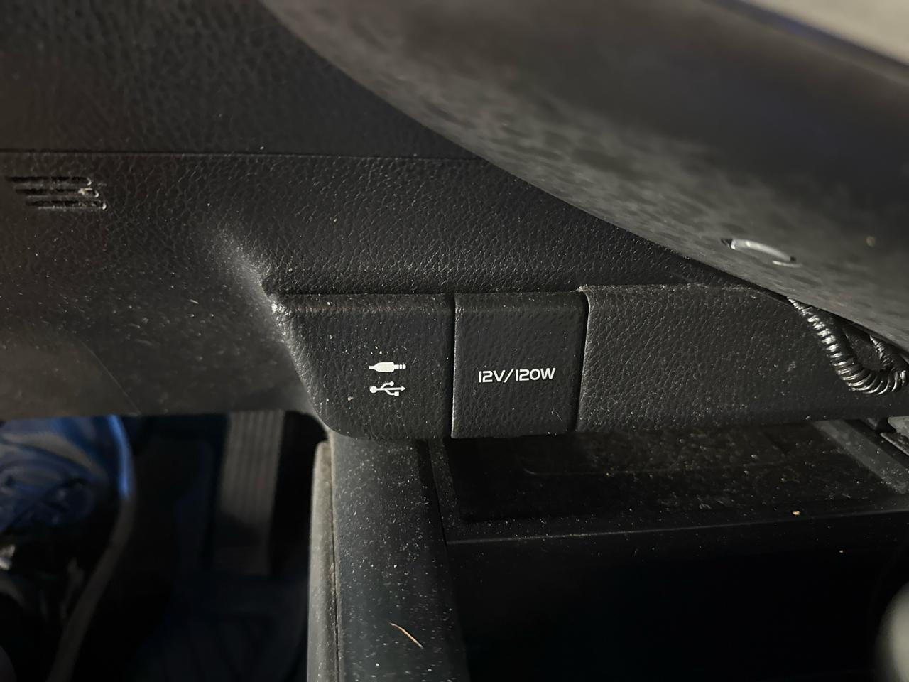 Toyota Camry XSE V6 2019