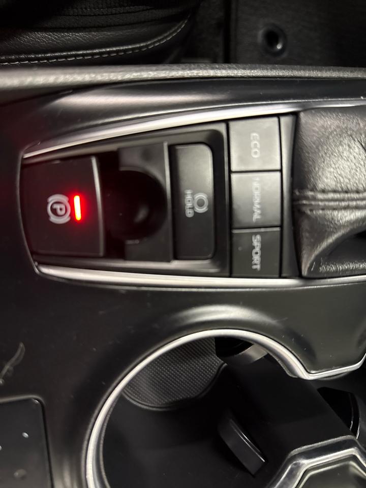 Toyota Camry XSE V6 2019