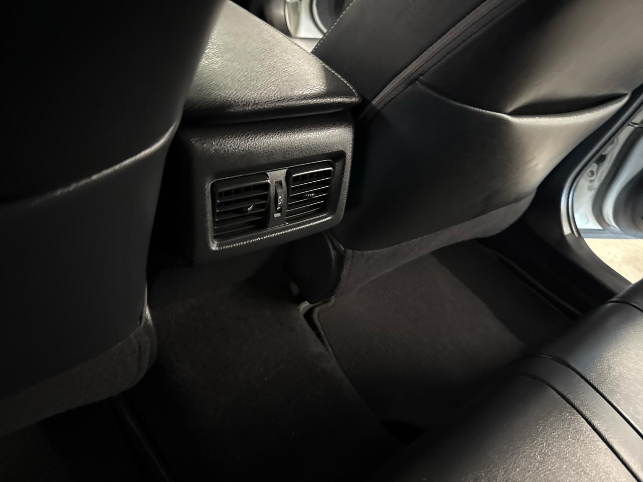 Toyota Camry XSE V6 2019