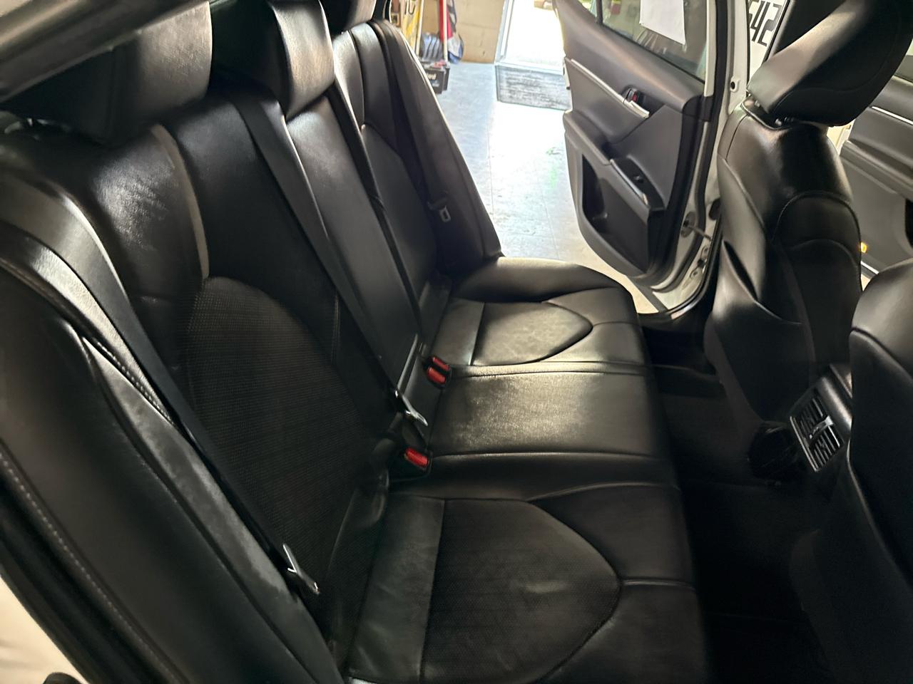 Toyota Camry XSE V6 2019