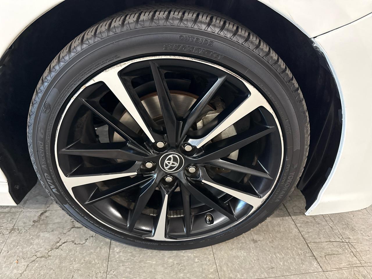 Toyota Camry XSE V6 2019
