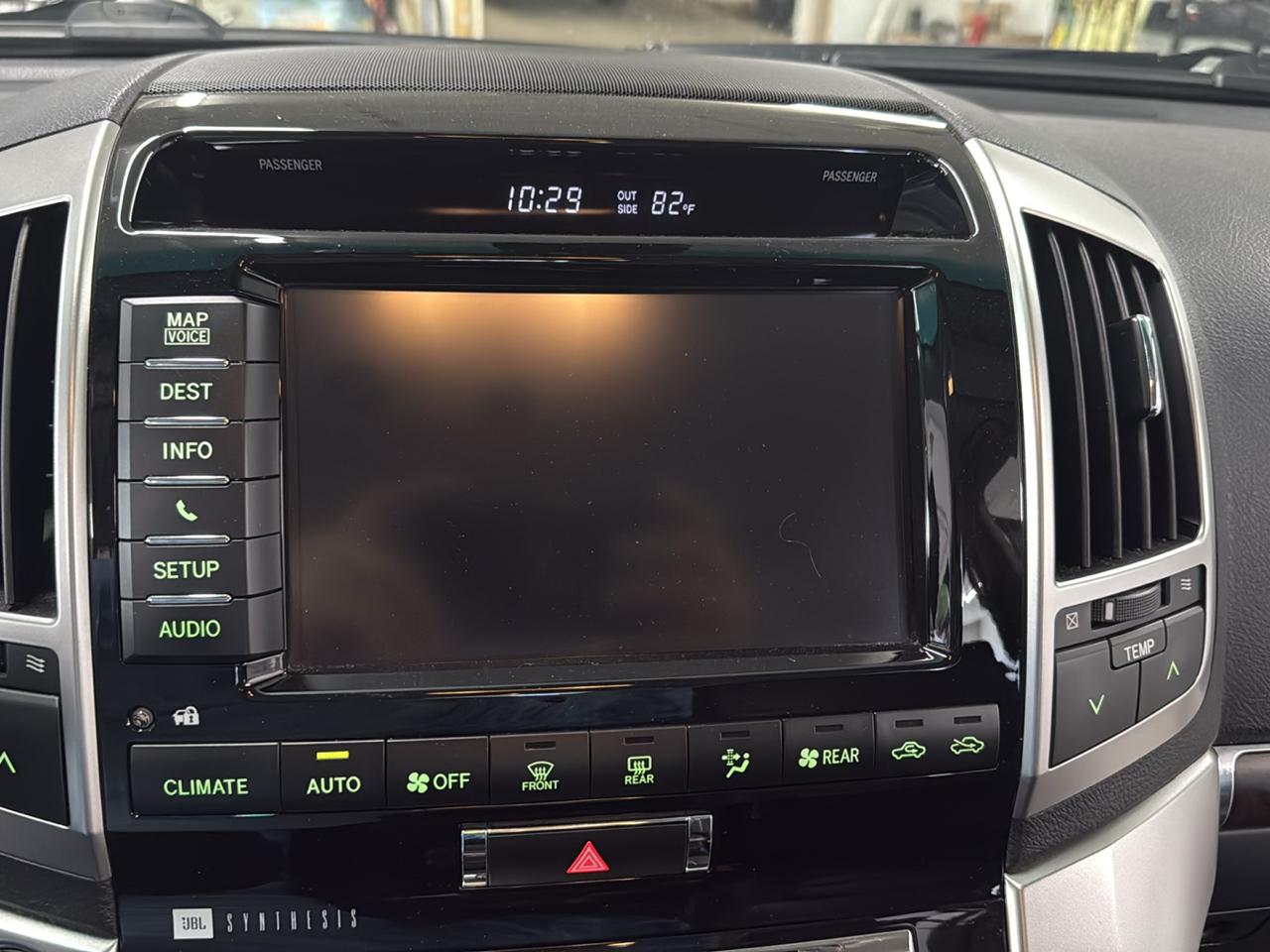 Toyota Land Cruiser 4WD 2013