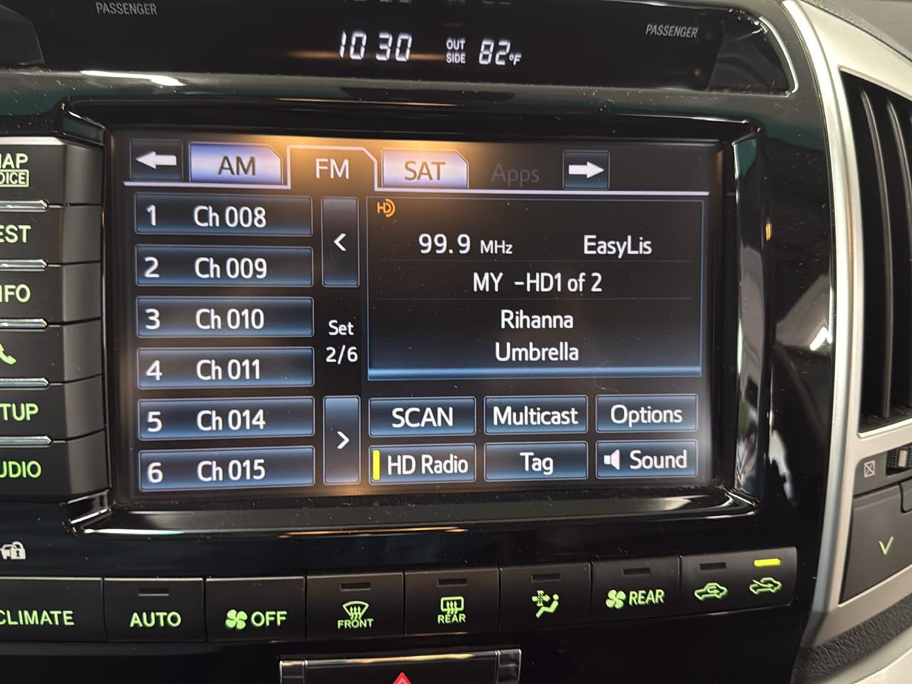 Toyota Land Cruiser 4WD 2013