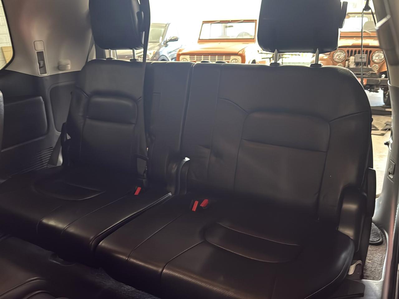 Toyota Land Cruiser 4WD 2013