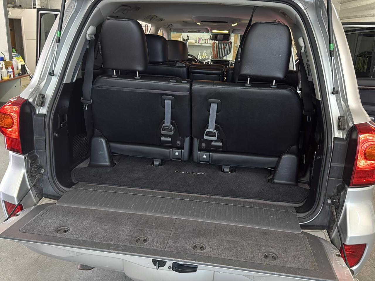 Toyota Land Cruiser 4WD 2013