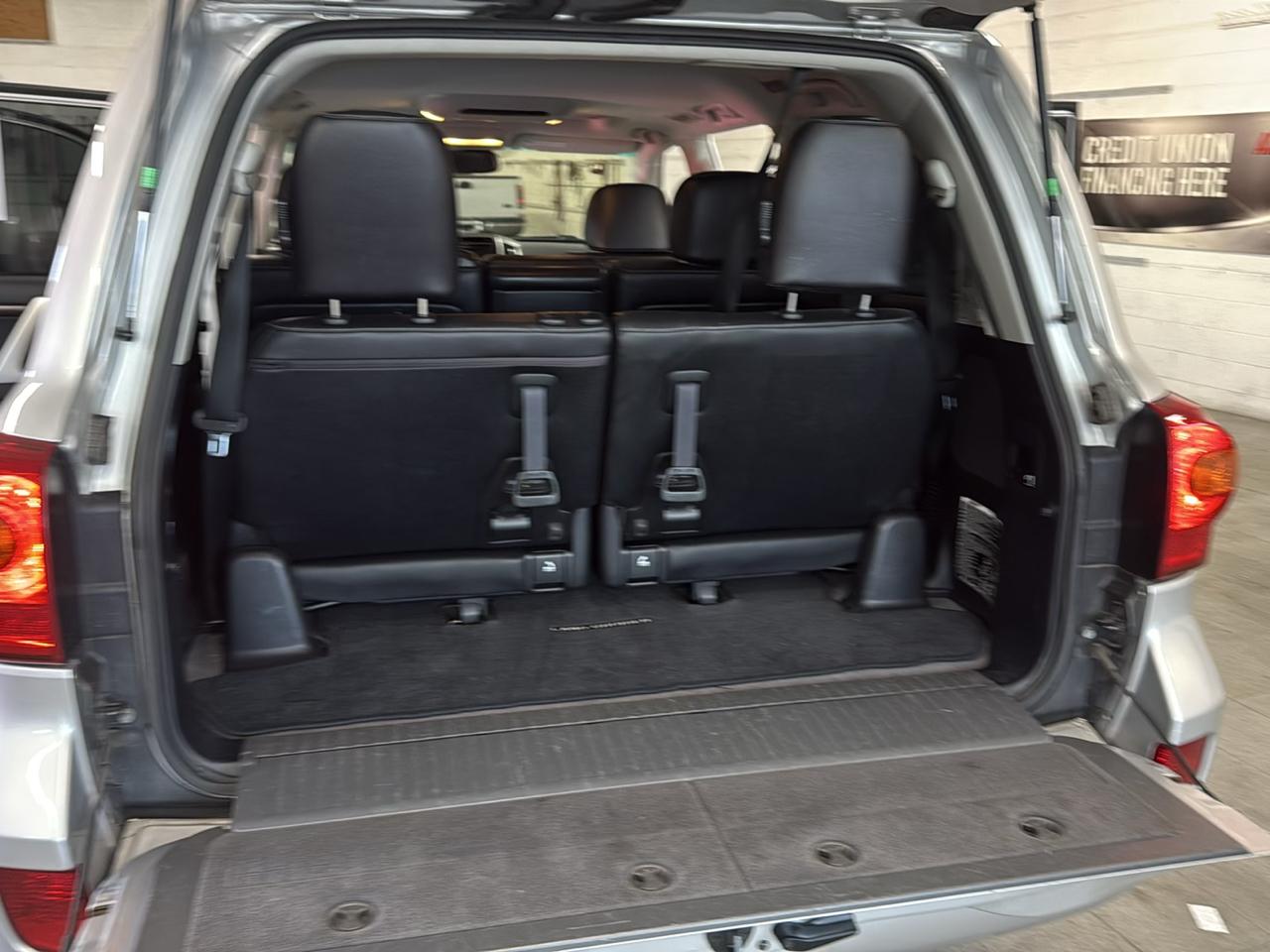 Toyota Land Cruiser 4WD 2013