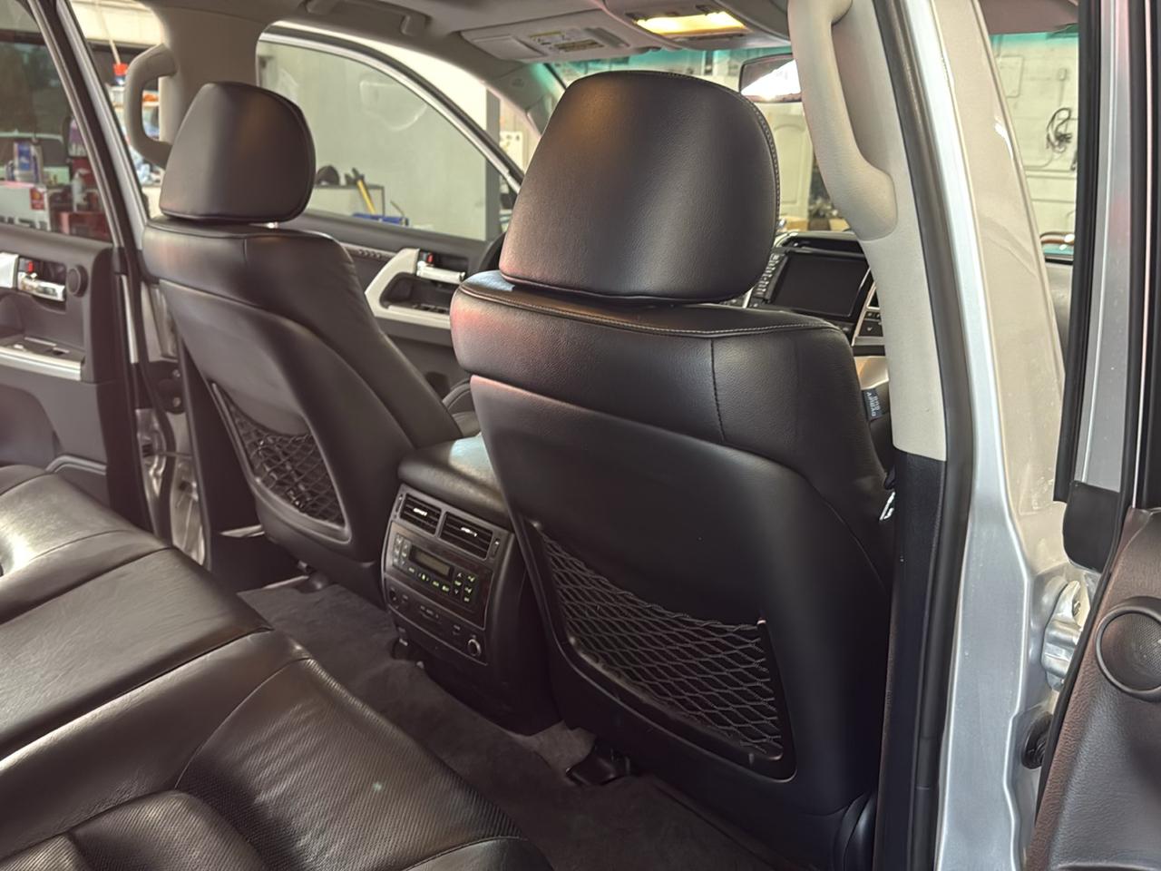 Toyota Land Cruiser 4WD 2013