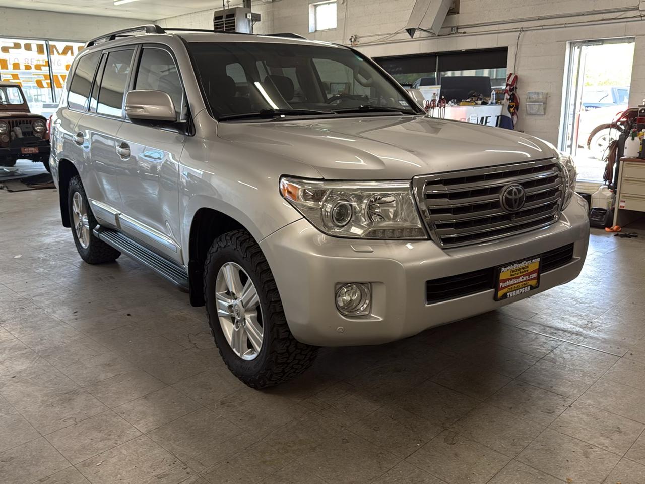 Toyota Land Cruiser 4WD 2013