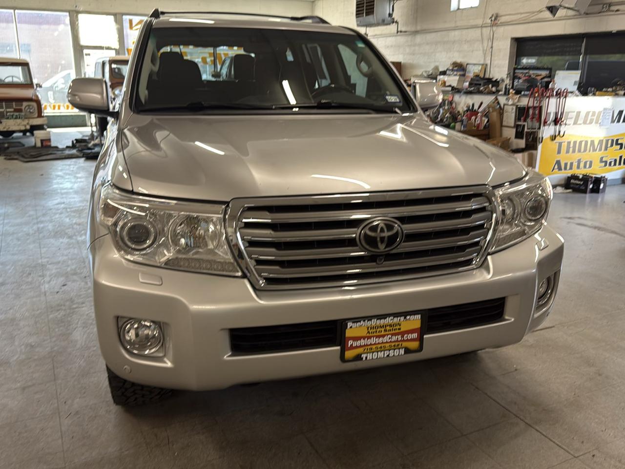 Toyota Land Cruiser 4WD 2013