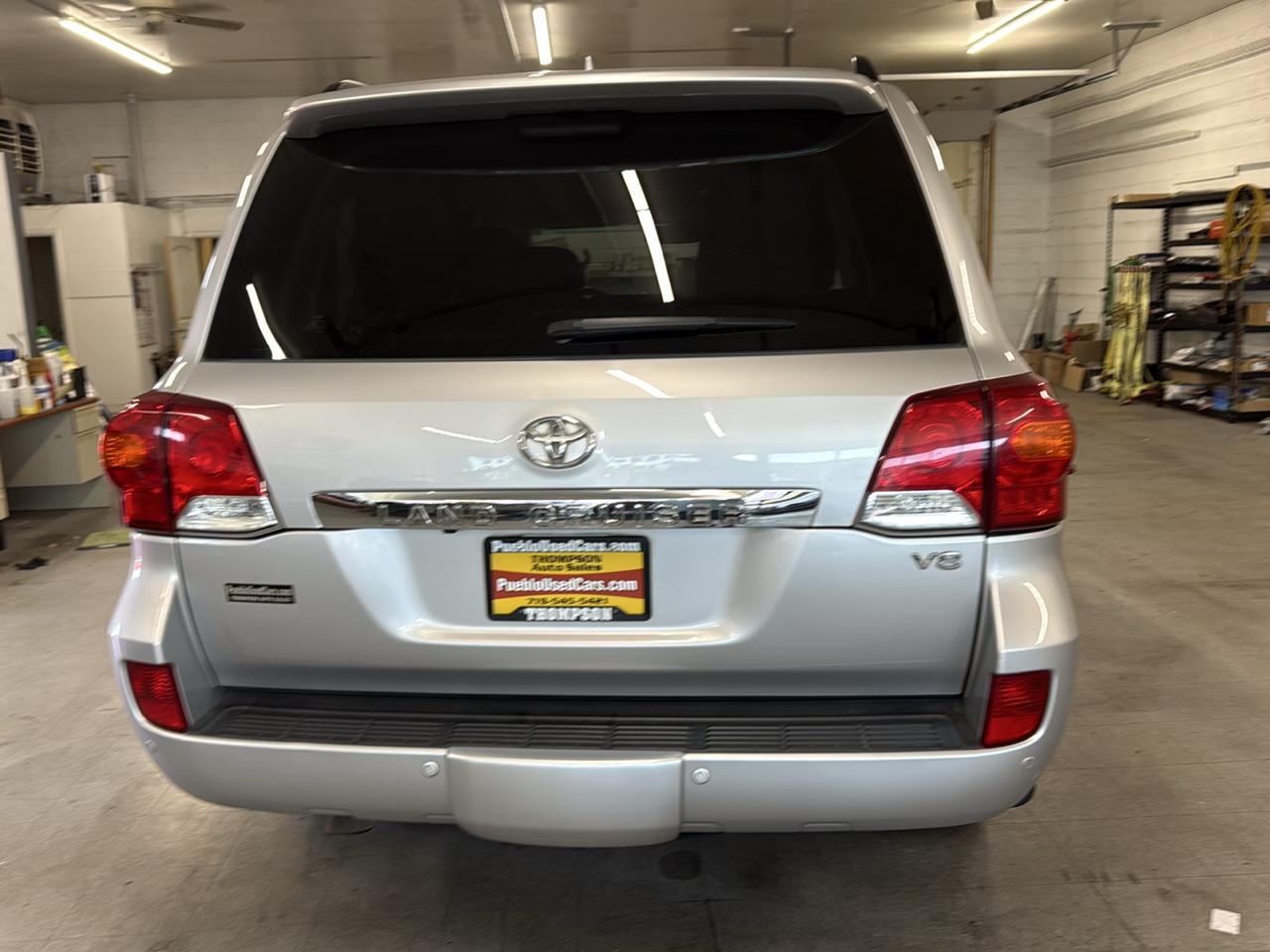 Toyota Land Cruiser 4WD 2013