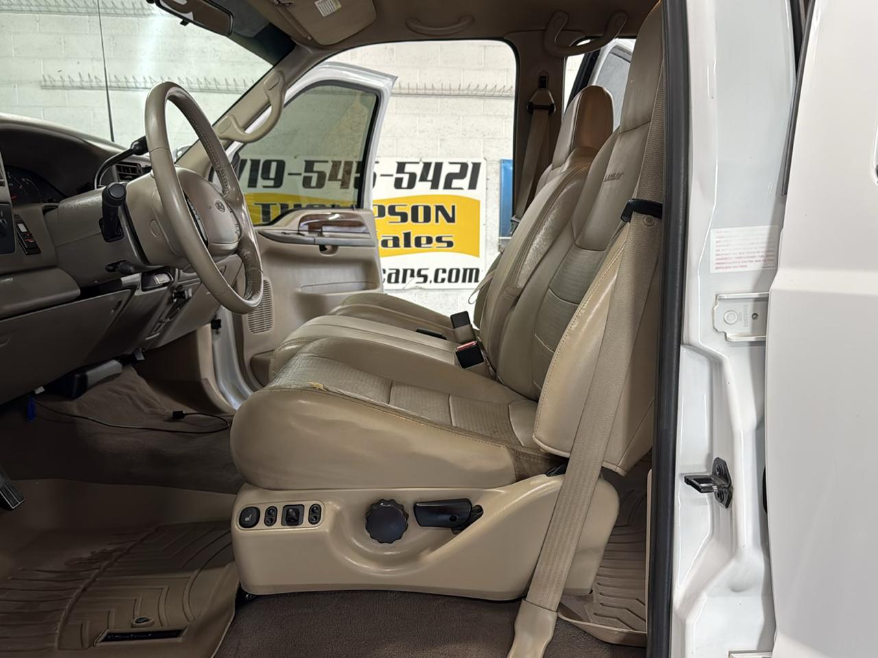 Ford F-350 SD Lariat Crew Cab 4WD 2002