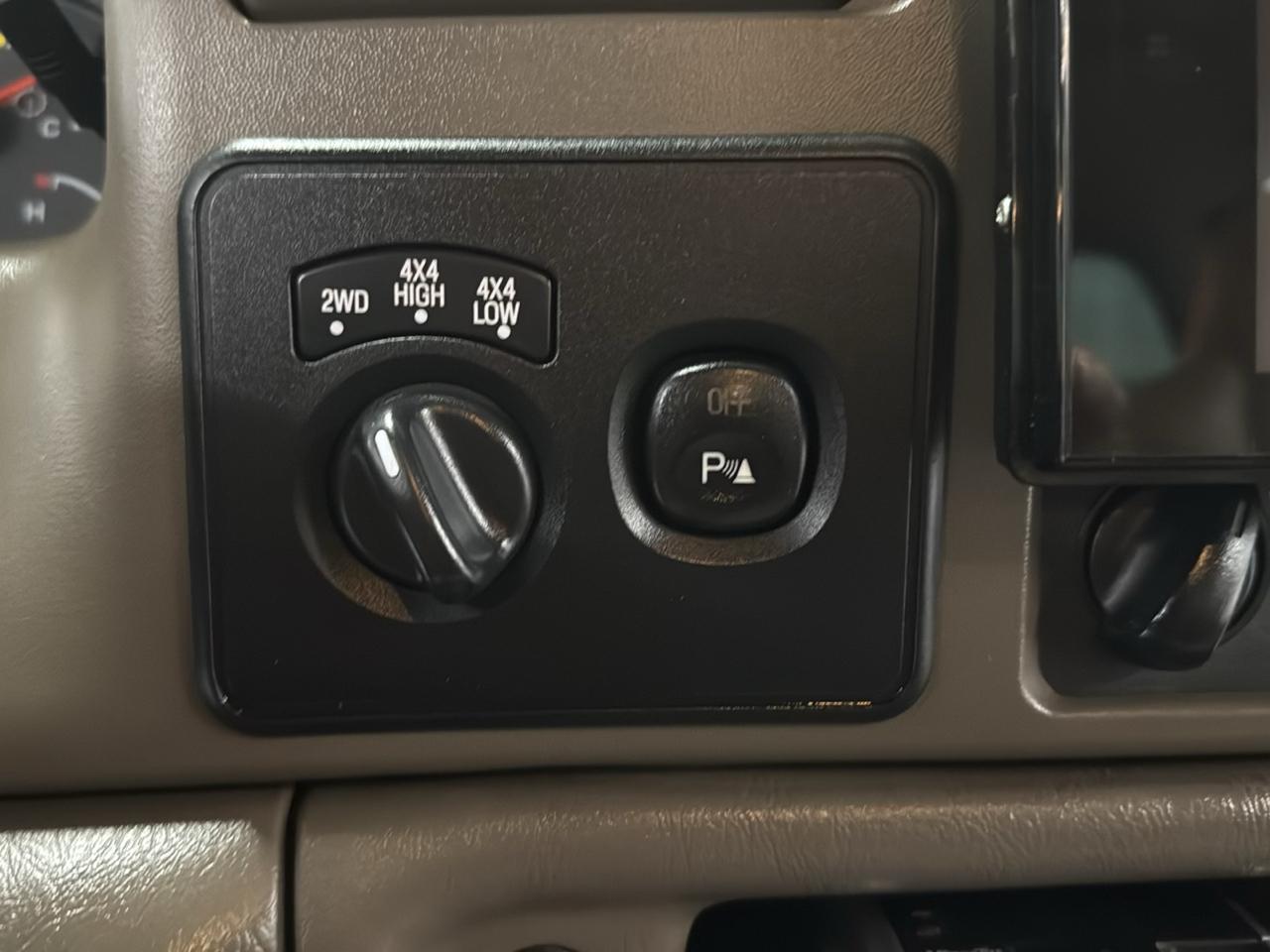 Ford F-350 SD Lariat Crew Cab 4WD 2002