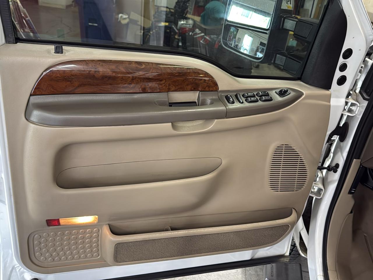 Ford F-350 SD Lariat Crew Cab 4WD 2002