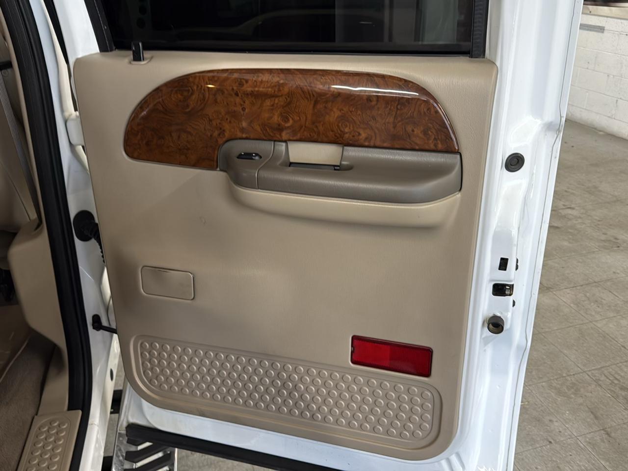 Ford F-350 SD Lariat Crew Cab 4WD 2002