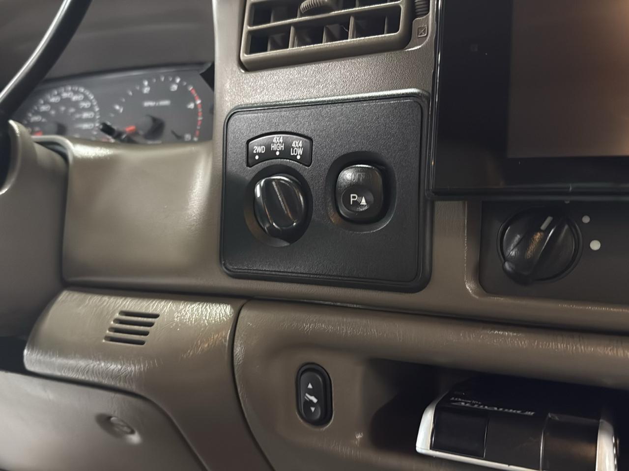 Ford F-350 SD Lariat Crew Cab 4WD 2002