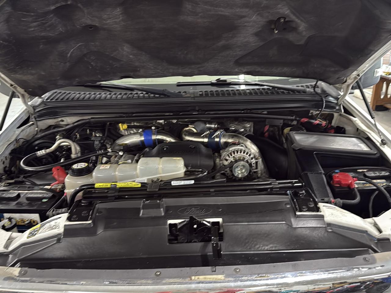 Ford F-350 SD Lariat Crew Cab 4WD 2002