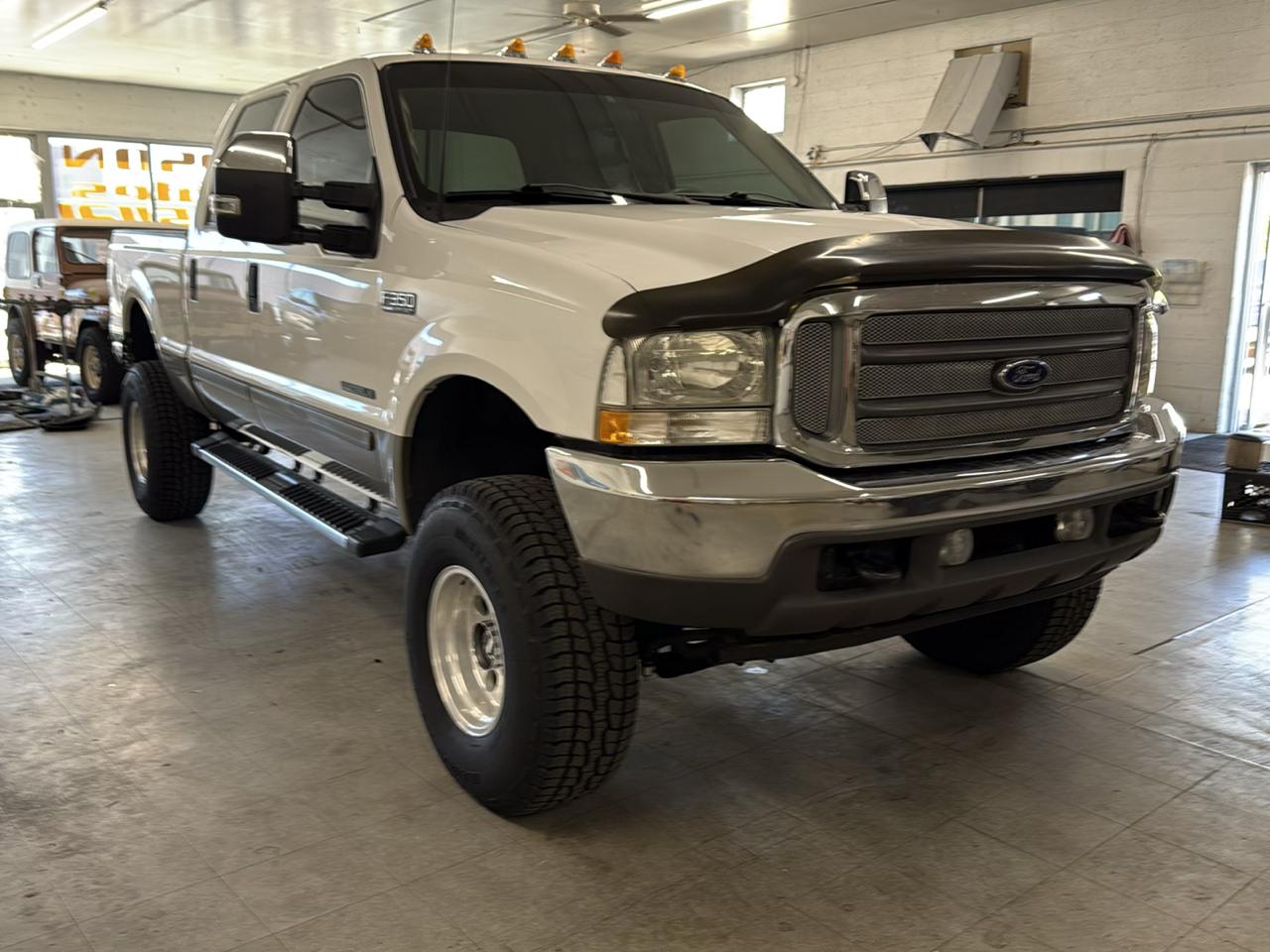 Ford F-350 SD Lariat Crew Cab 4WD 2002