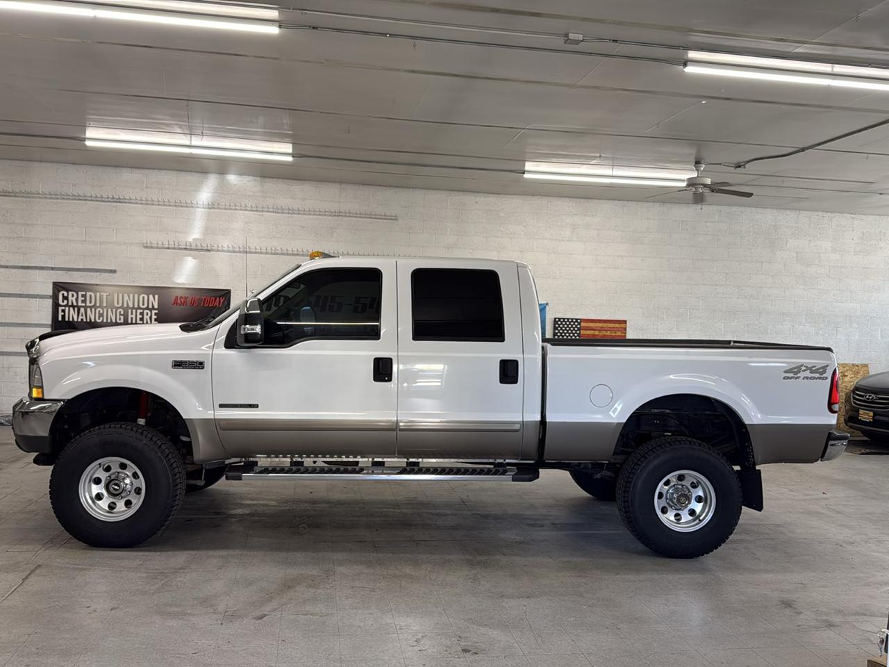 Ford F-350 SD Lariat Crew Cab 4WD 2002