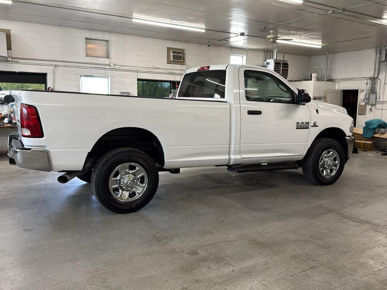 RAM 2500 Tradesman Regular Cab 4WD 2018