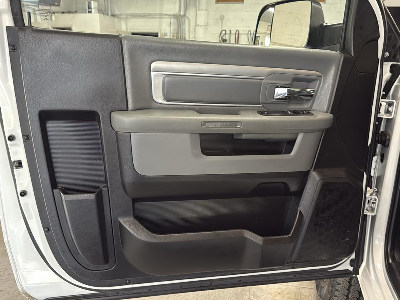 RAM 2500 Tradesman Regular Cab 4WD 2018