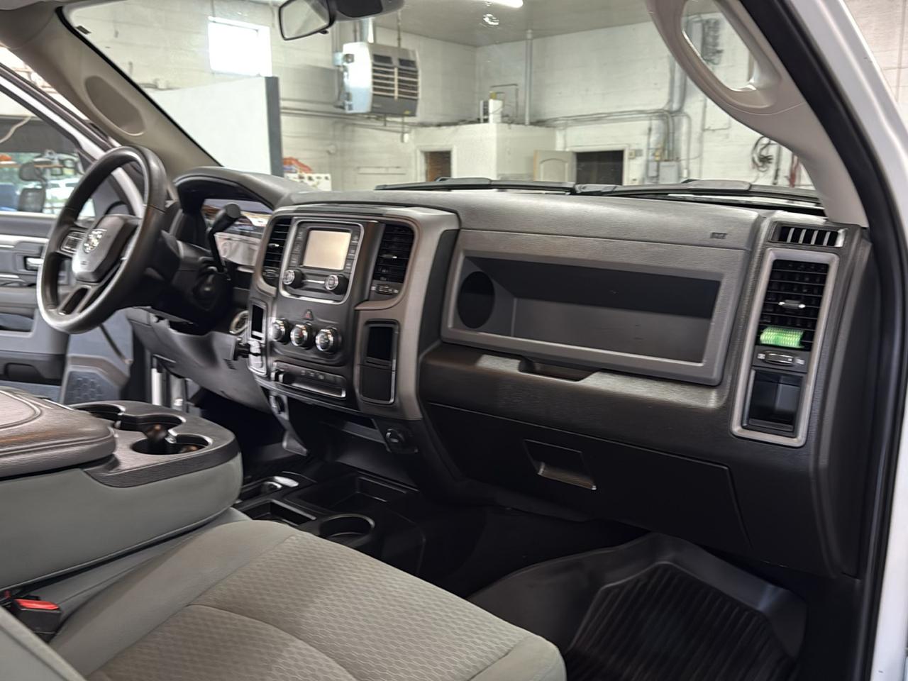 RAM 2500 Tradesman Regular Cab 4WD 2018