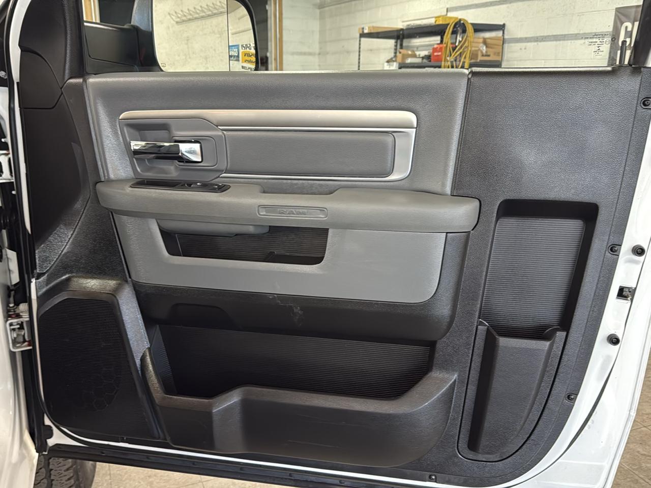 RAM 2500 Tradesman Regular Cab 4WD 2018