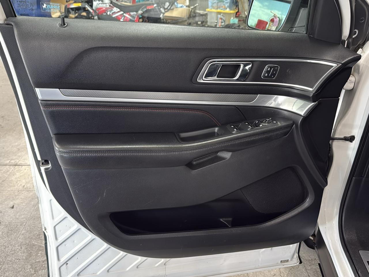 Ford Explorer Sport 4WD 2016