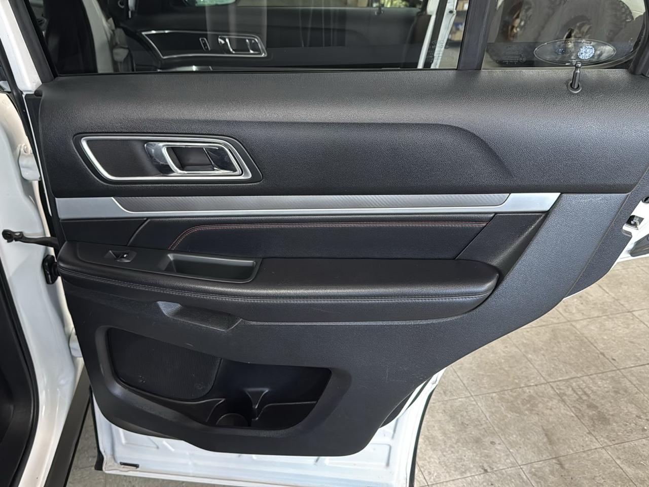Ford Explorer Sport 4WD 2016
