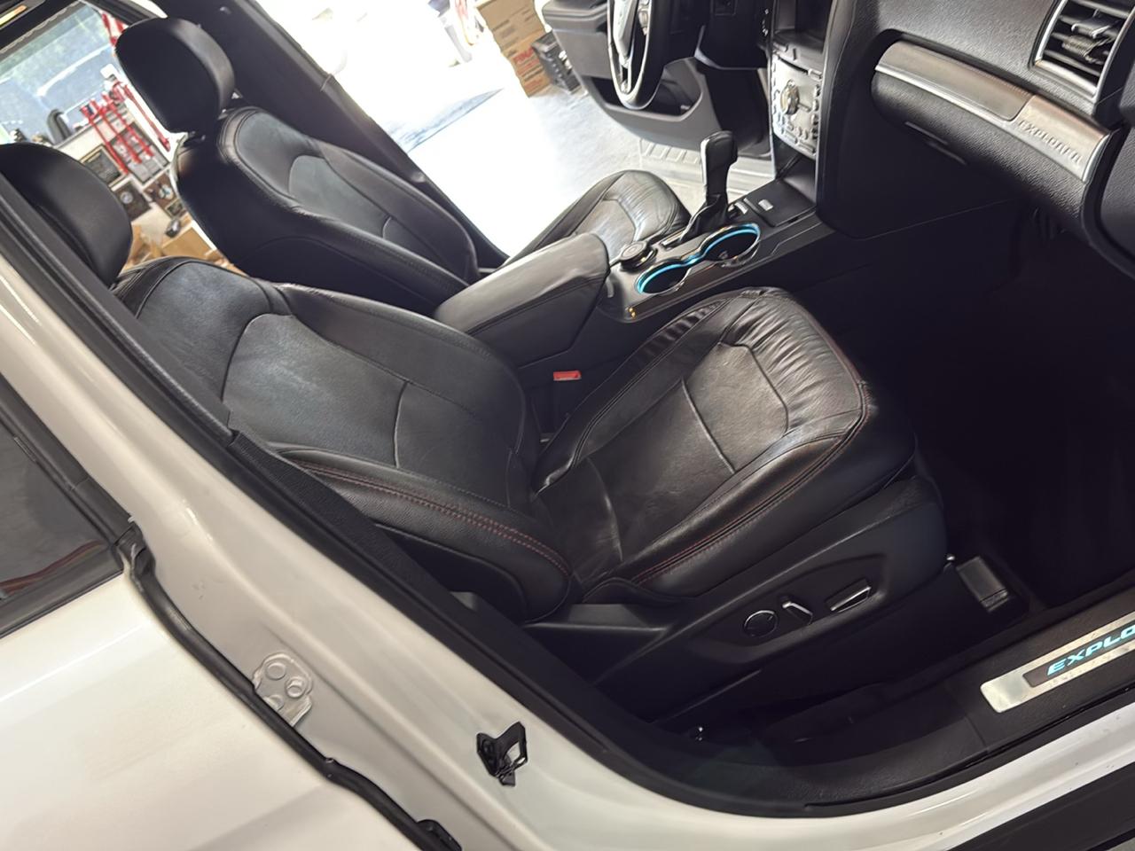 Ford Explorer Sport 4WD 2016