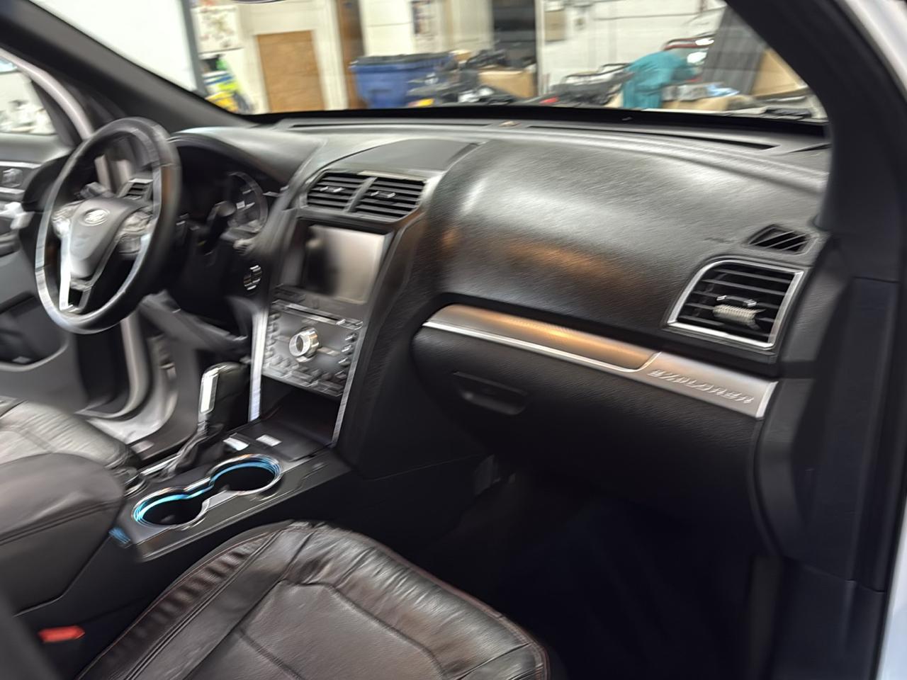 Ford Explorer Sport 4WD 2016