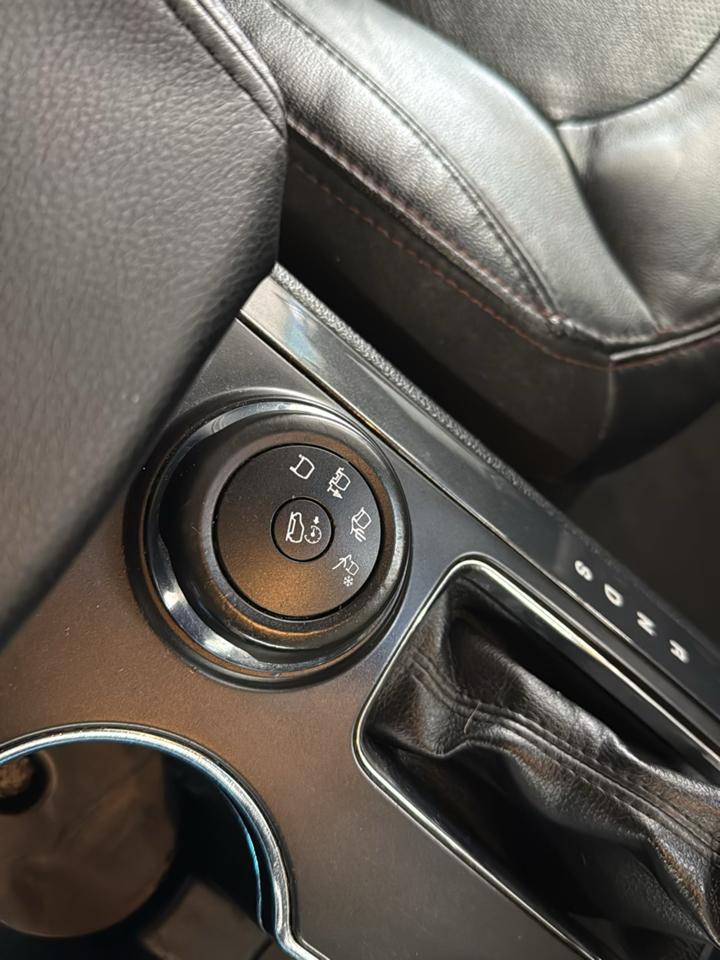 Ford Explorer Sport 4WD 2016