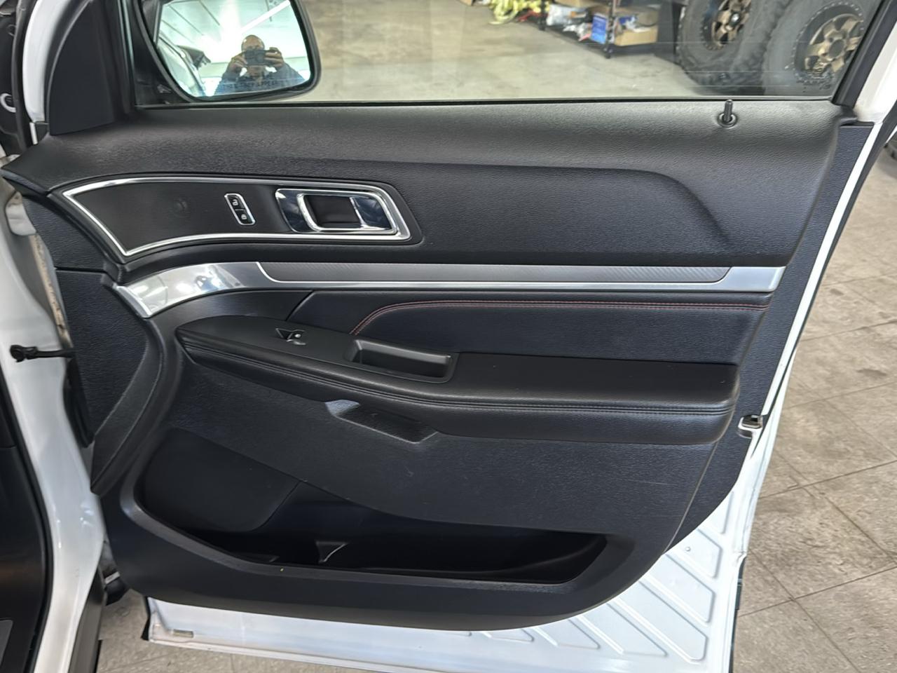 Ford Explorer Sport 4WD 2016