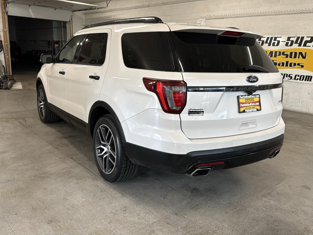 Ford Explorer Sport 4WD 2016
