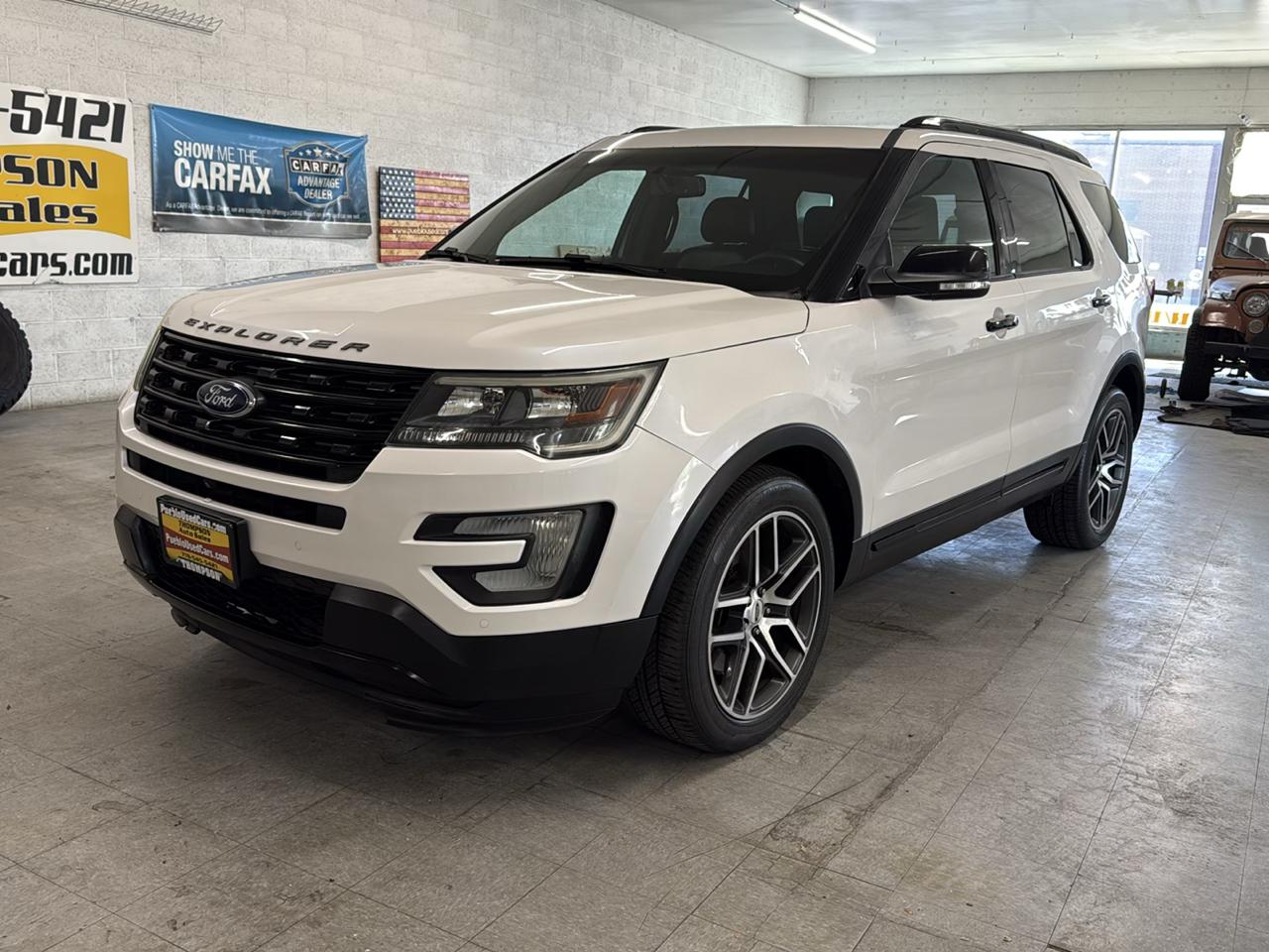 Ford Explorer Sport 4WD 2016