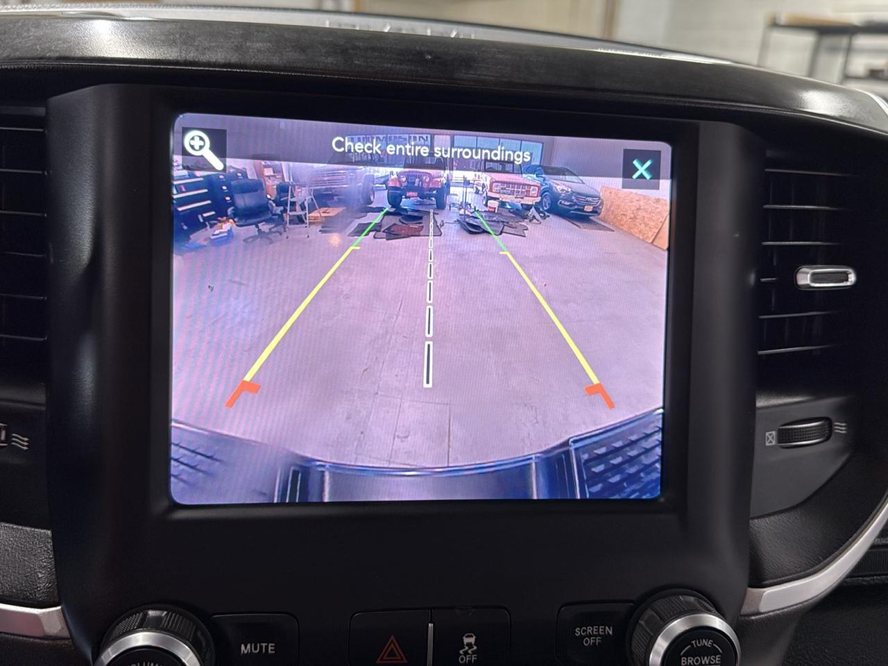 RAM 2500 Big Horn Crew Cab 4WD 2019
