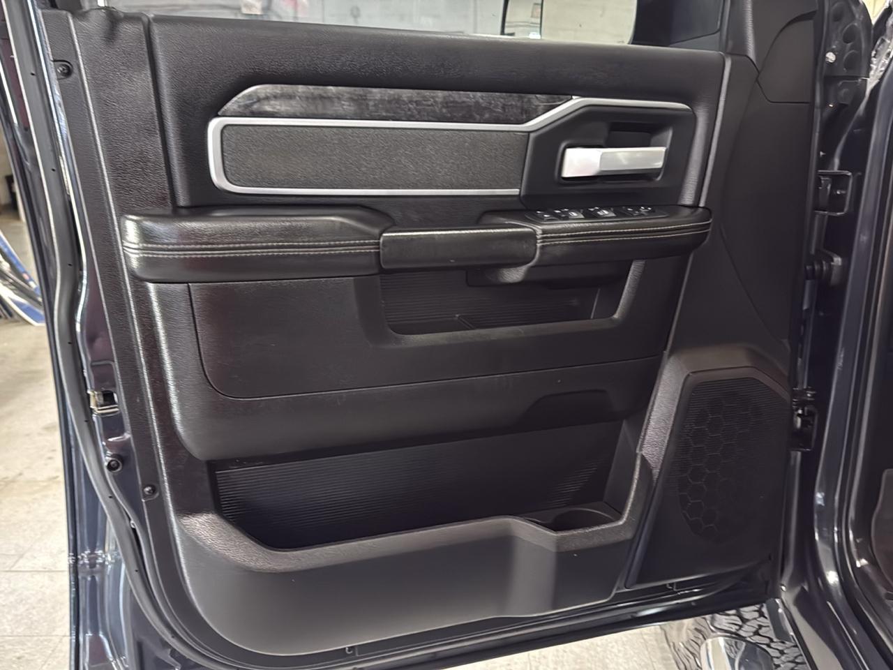 RAM 2500 Big Horn Crew Cab 4WD 2019