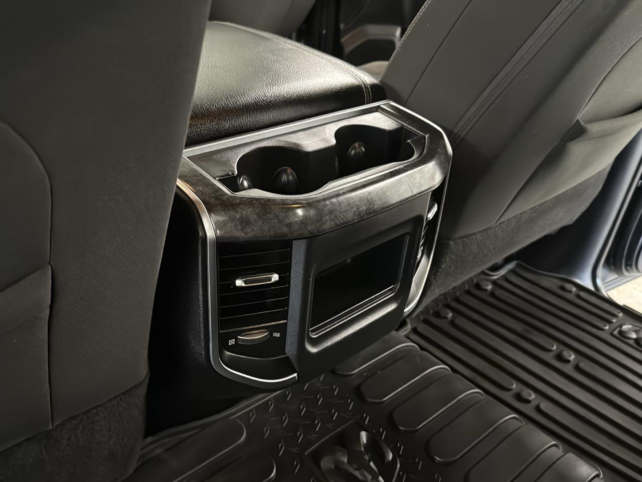 RAM 2500 Big Horn Crew Cab 4WD 2019