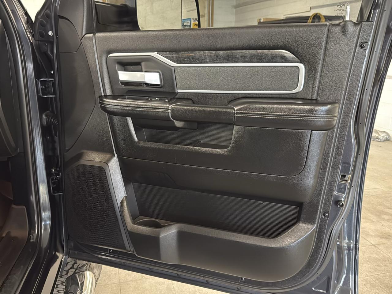 RAM 2500 Big Horn Crew Cab 4WD 2019