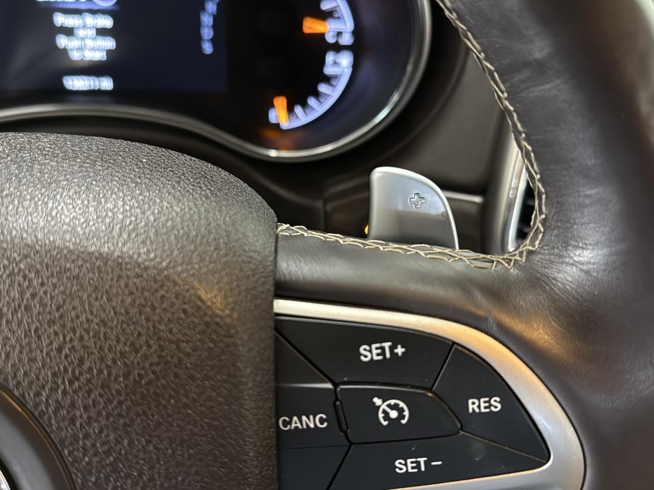 Jeep Grand Cherokee Overland 4WD 2015